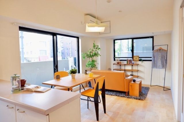 ラクラス田原町 リビング