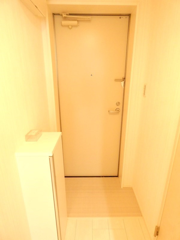 クレスト立石 玄関