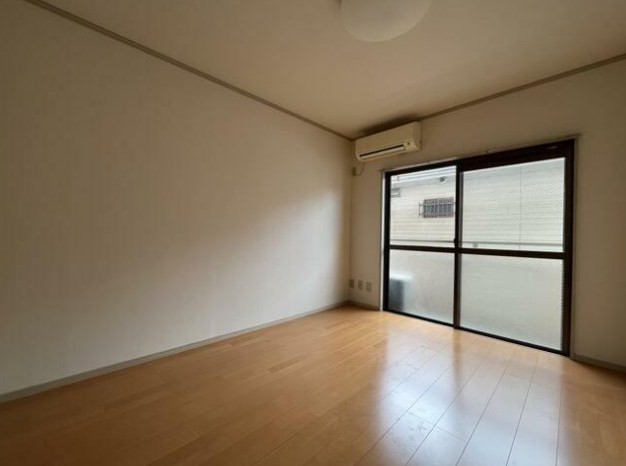 サンレイ　プラザ リビング