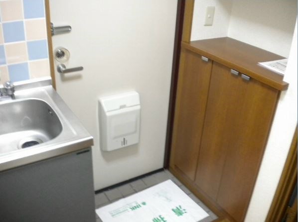 紙田クラシックガーデン 玄関