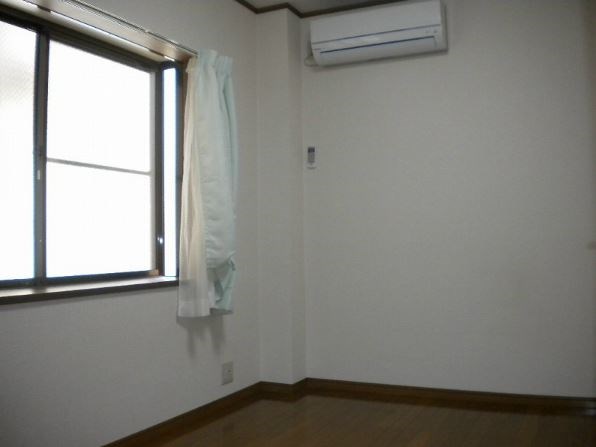 紙田クラシックガーデン ベッドルーム