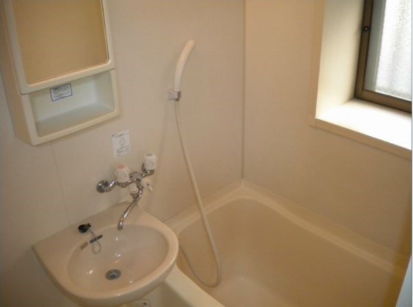 紙田クラシックガーデン 風呂画像