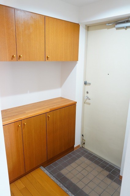 アルトジャルダン 玄関