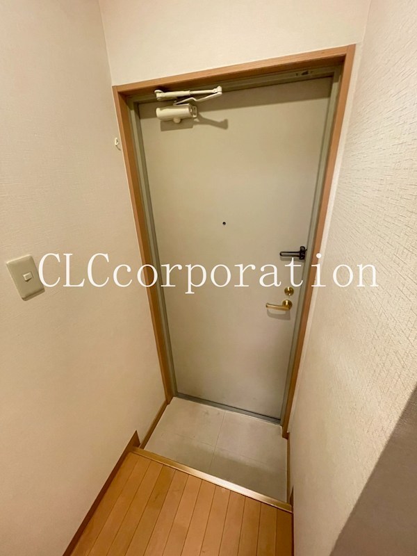 上野イースト 玄関