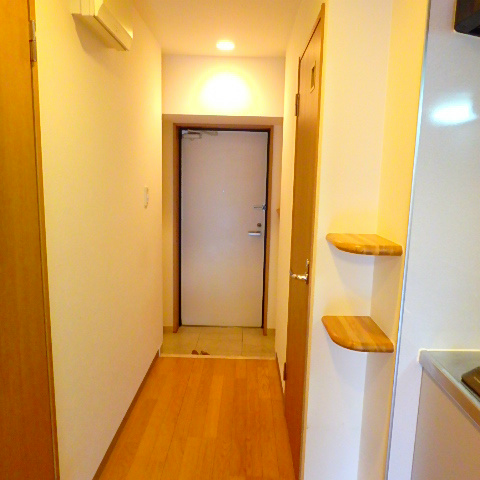 第１０シントウキョウビル 玄関