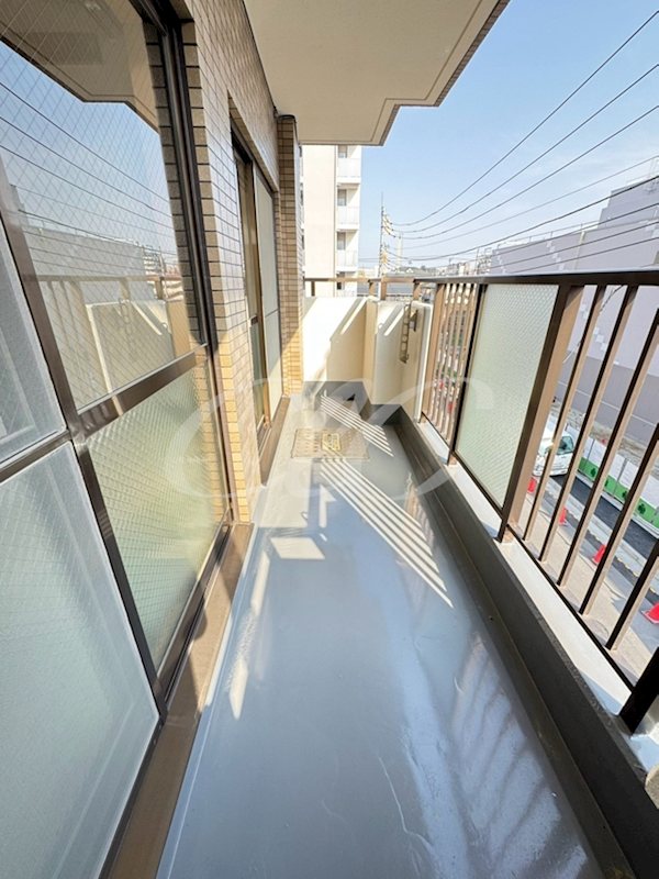 サン・ロイヤル ベランダ