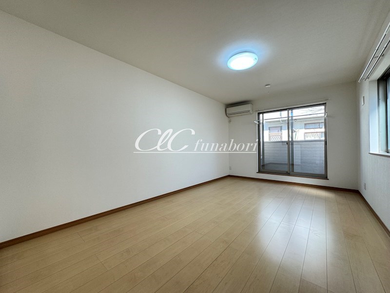 Woody House ベッドルーム