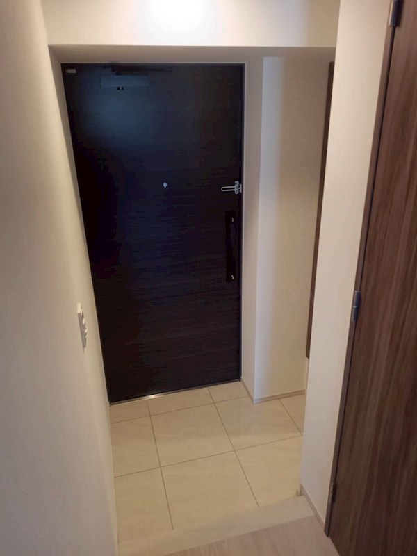 デュオステージ北千住Ⅲ 玄関