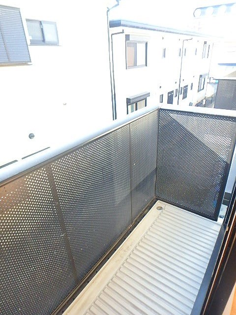 アビタシオン松江B ベランダ