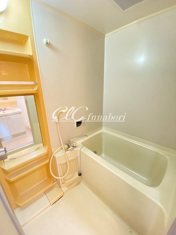 モアグレイス 風呂画像