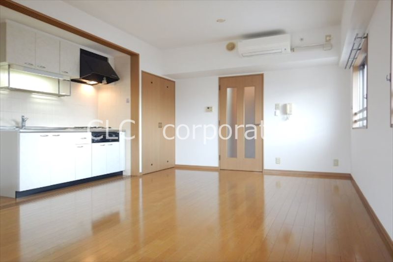 インカウンターマンション リビング