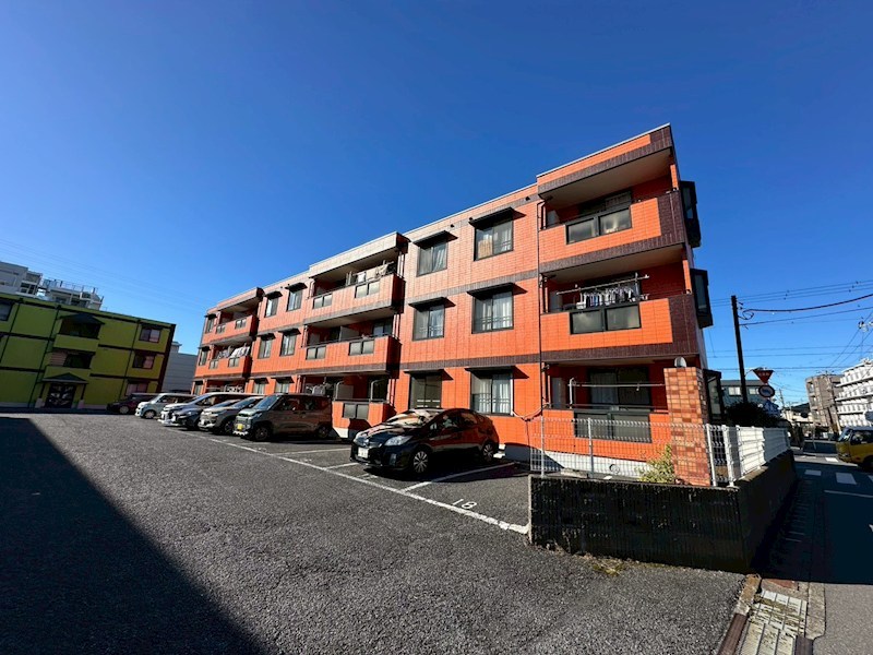 ファミール日之出A棟 外観写真