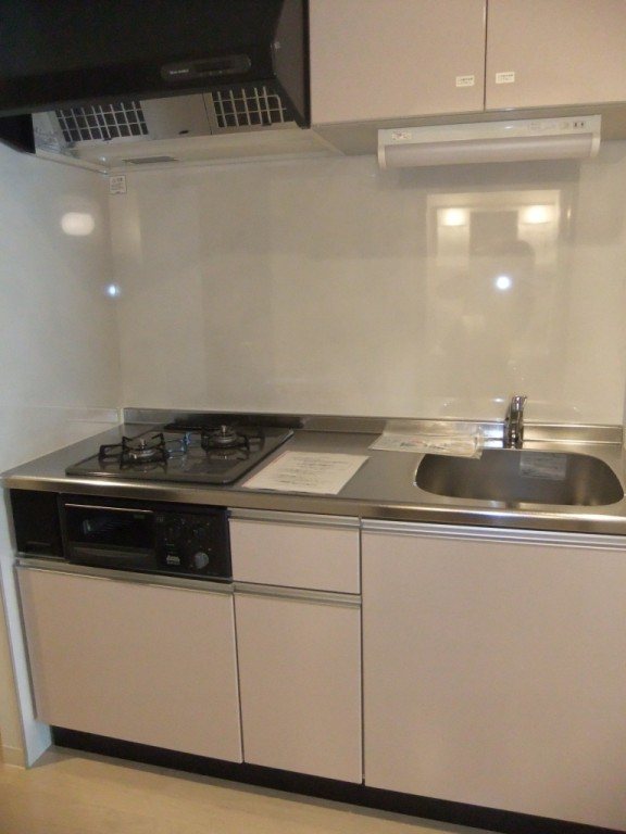 Ａｐａｒｔｍｅｎｔ桜 キッチン