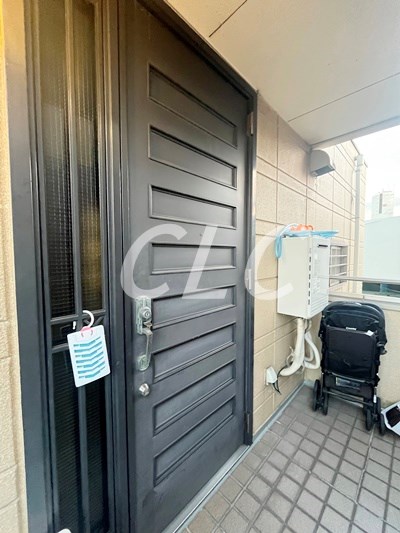 ポーラスターハイツ 玄関