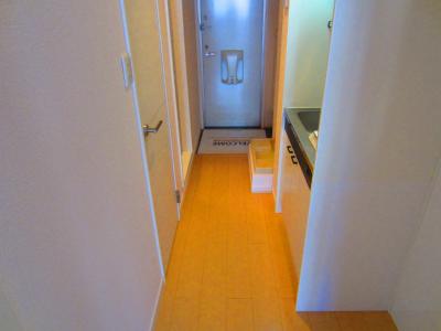 オーガスタ篠崎 玄関