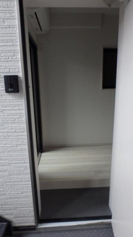 MELDIA松島四丁目 玄関