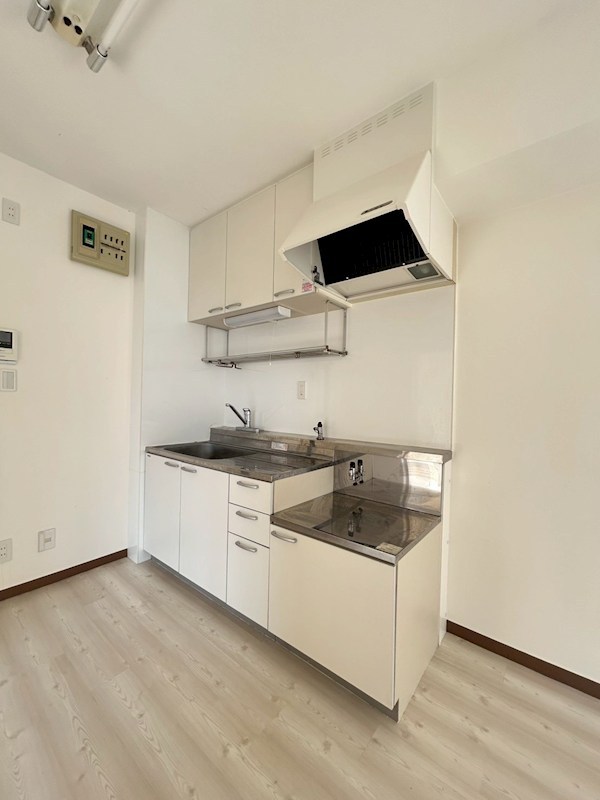 ソシアル末広 キッチン