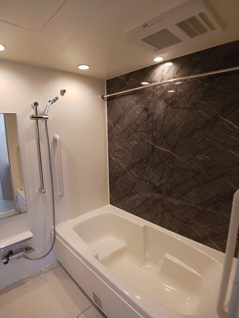 フローラ・ノヴァ 風呂画像