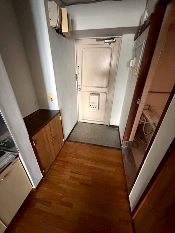 第一三京ビル 玄関