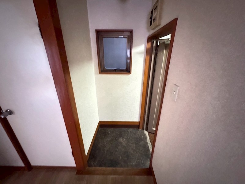 ワンダーハイツ  玄関