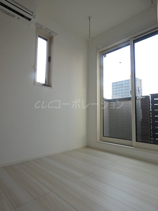 ノーバヤ　カナヤ ベッドルーム