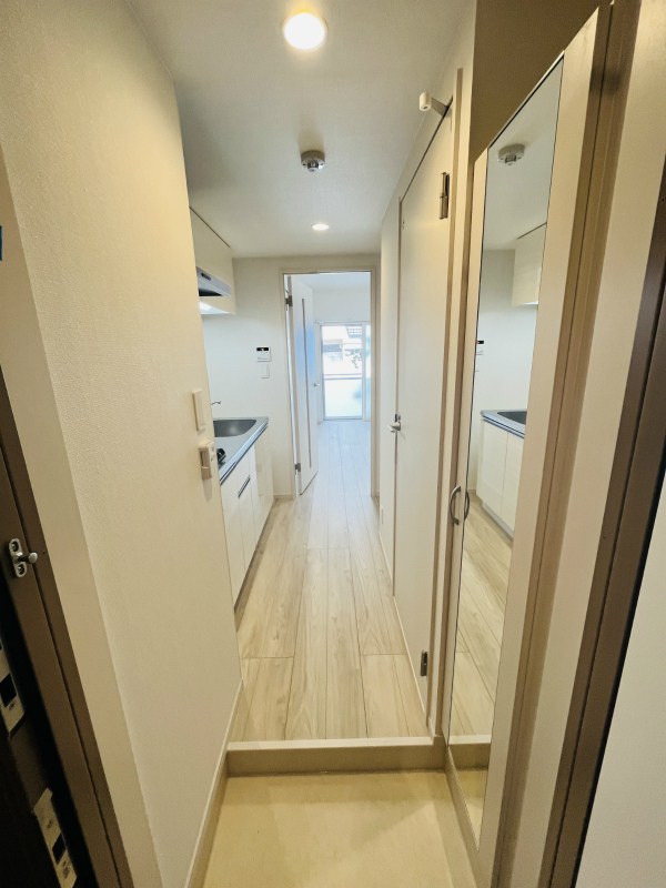 リブリ・フルール 玄関