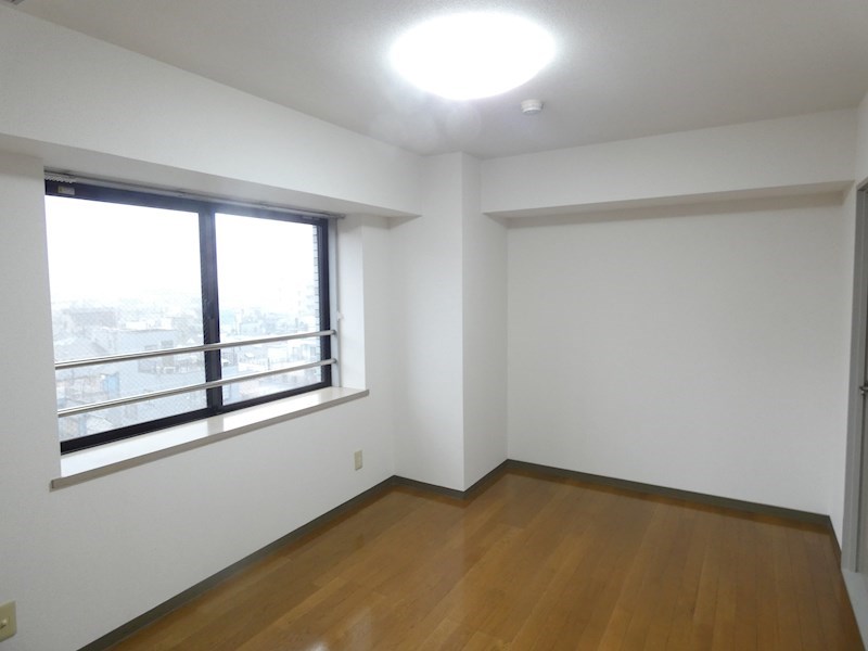 ガーデンヒルズ吉田 ベッドルーム