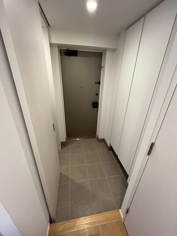 リテラス西日暮里 玄関