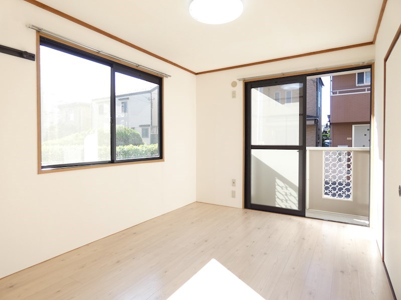 ジュネスいなほ リビング