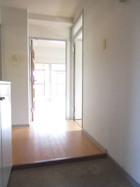 サンビーム行徳 玄関