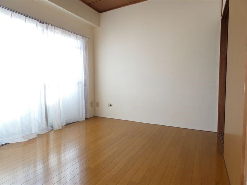 サンライズ小松 リビング