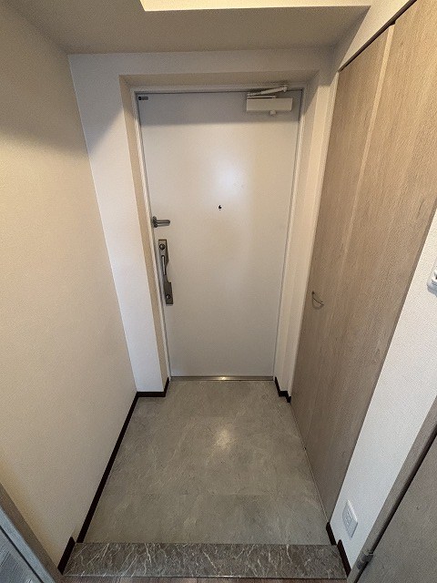ラグゼナ平井サウス 玄関