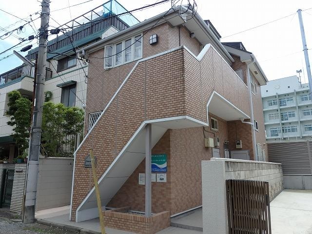 メゾン・ド・フルール 201号室 外観