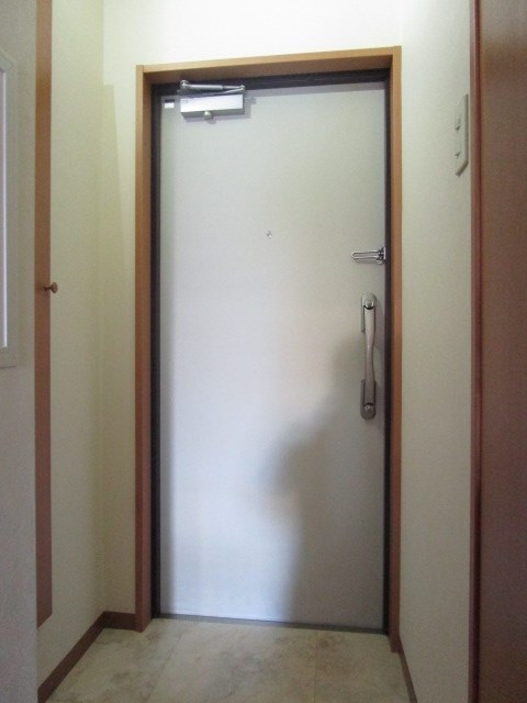 ディアコート東尾久   玄関