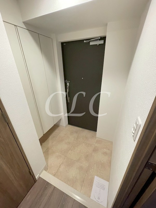 エムフラット秋葉原 玄関