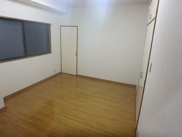 小沢ビル リビング