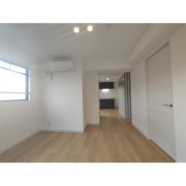 寿ビル リビング