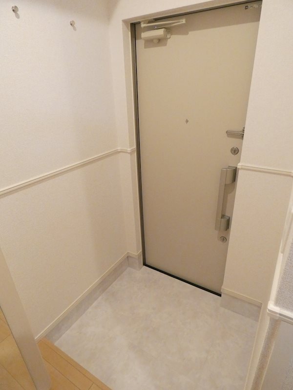 ロイヤルサトックス 玄関