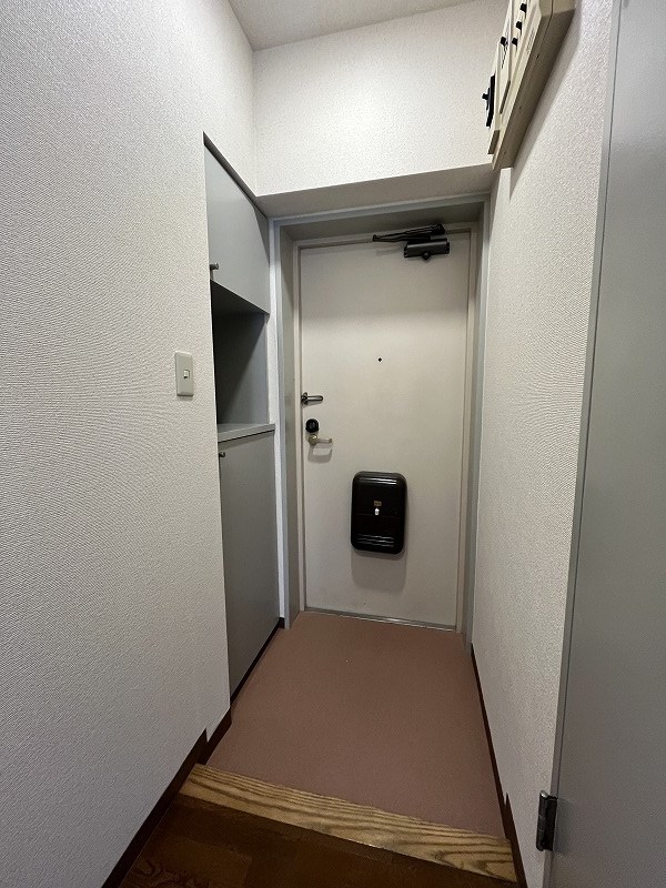 メゾンドリプレット 玄関