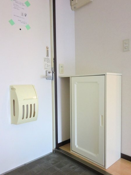 カーサパピヨンⅦ 玄関