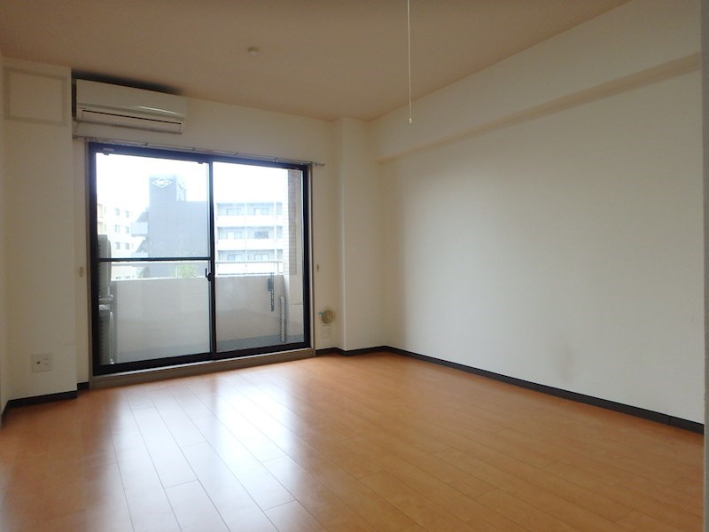 モン・コリーヌ山邦 リビング