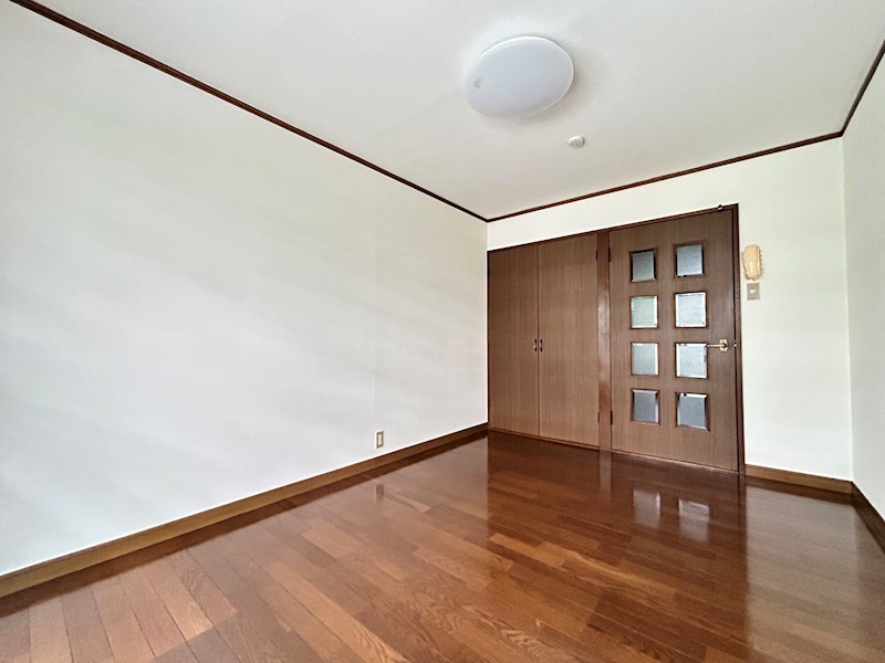 エスケーハイツ ベッドルーム