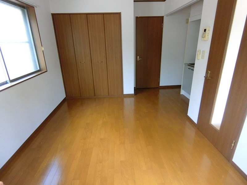 アムールモンタニューリズイエール  リビング