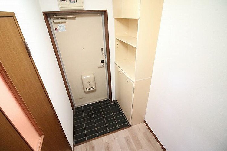 カーサセブン 玄関