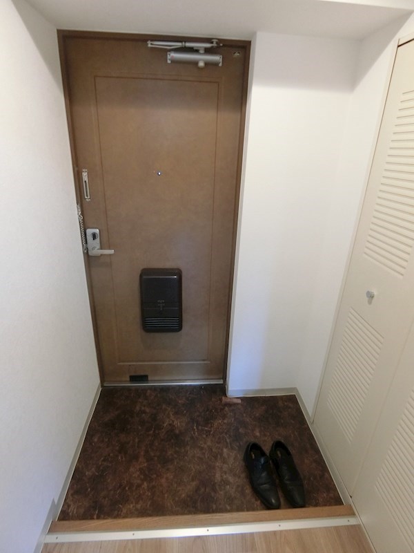 加賀見コート 玄関