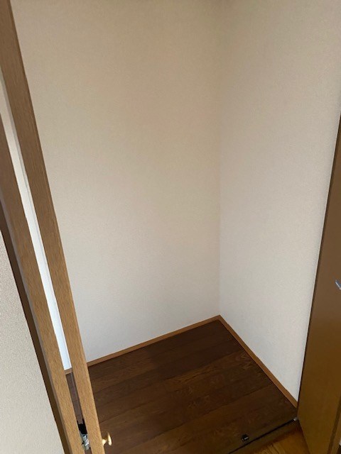 リラ・ピラミゼ その他3