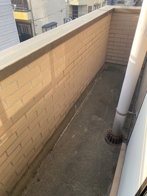 リラ・ピラミゼ ベランダ