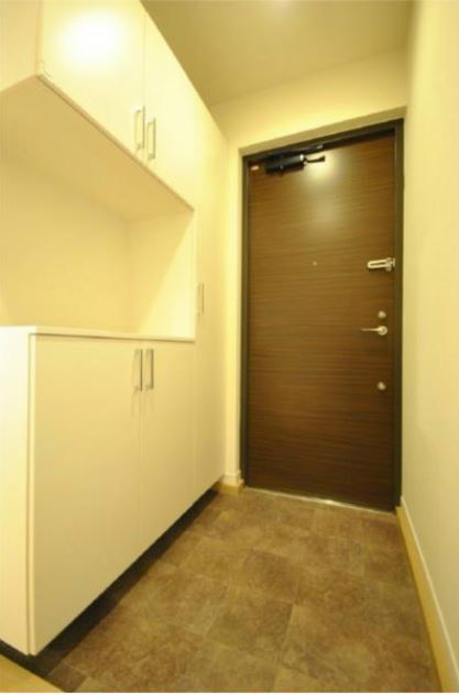 オクドテラス 玄関