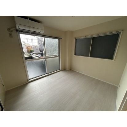 メゾン・ド・カスミ ベッドルーム