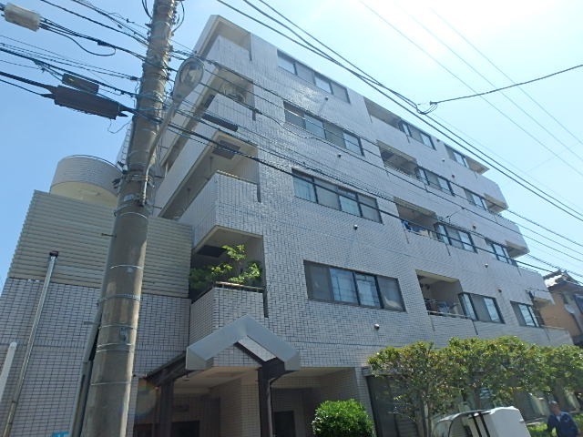 エステートショーワ 外観写真